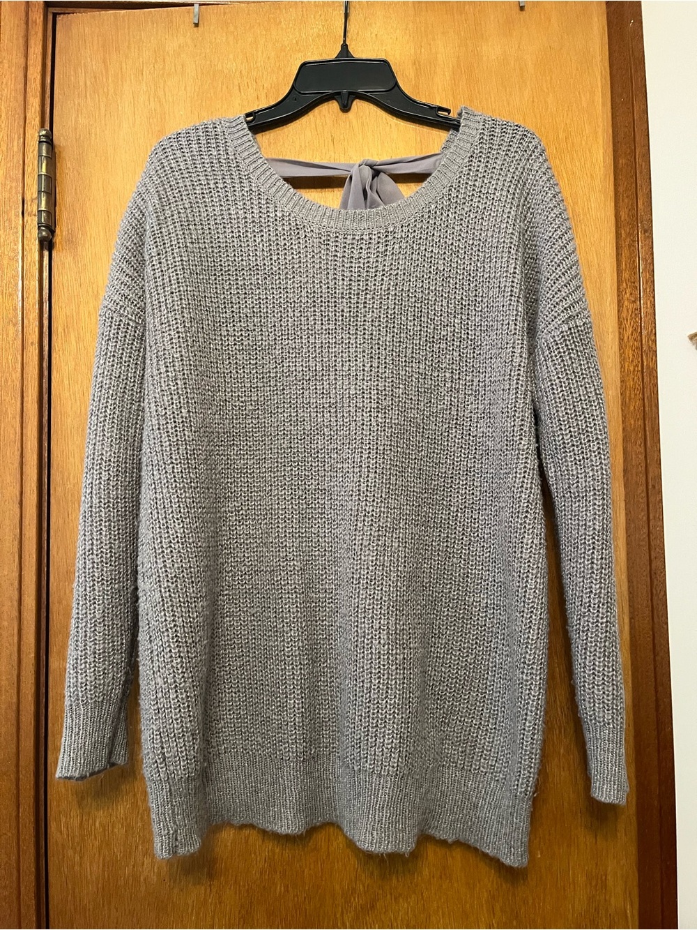 Charming Charlie Gray Crewneck Sweater with Back Bow